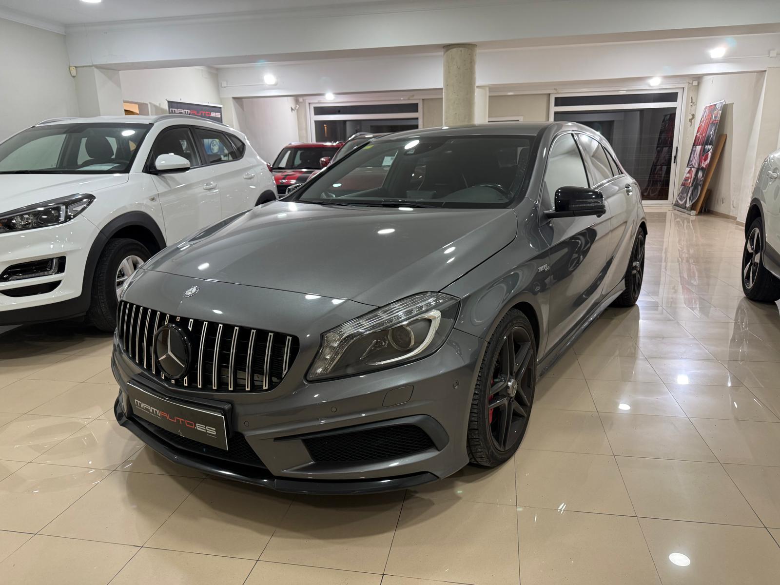 Mercedes Clase A45