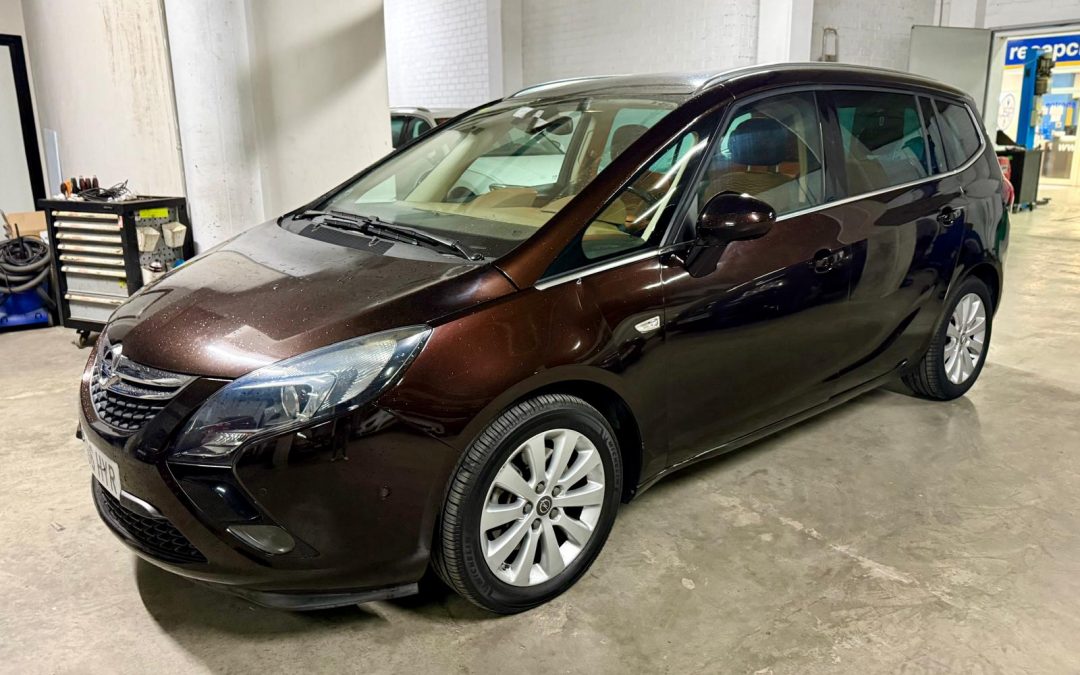 Opel Zafira Tourer 2.0 CDTi